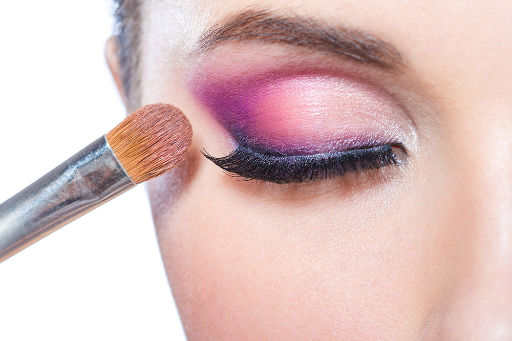 4 Essential Eye Makeup Tips